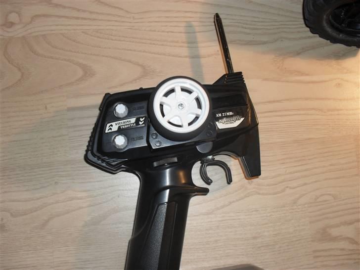 Off-Roader Stealth X09 Truggy (Solgt - Kontroler :)  billede 10