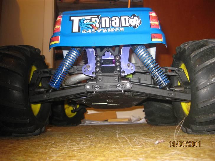 Off-Roader Hsp Tornado 3.5ccm billede 3