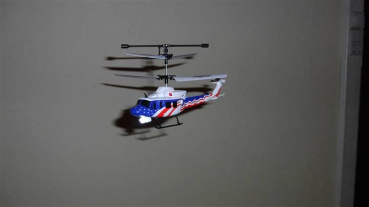 Helikopter Twin Huey billede 4