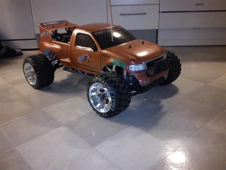 Truck FG Stadium Truck SOLGT billede 3