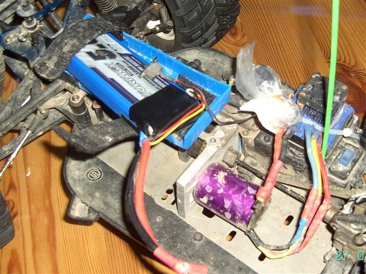 Truck sportwerks - hjemmelavet batteriholder. billede 6