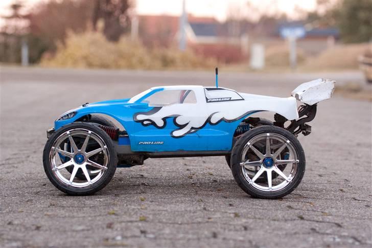 Off-Roader E-Revo - Plymouth Cuda edition billede 11