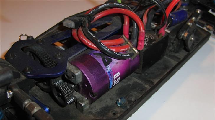 Bil Himoto Vega 1:10 RTR billede 8