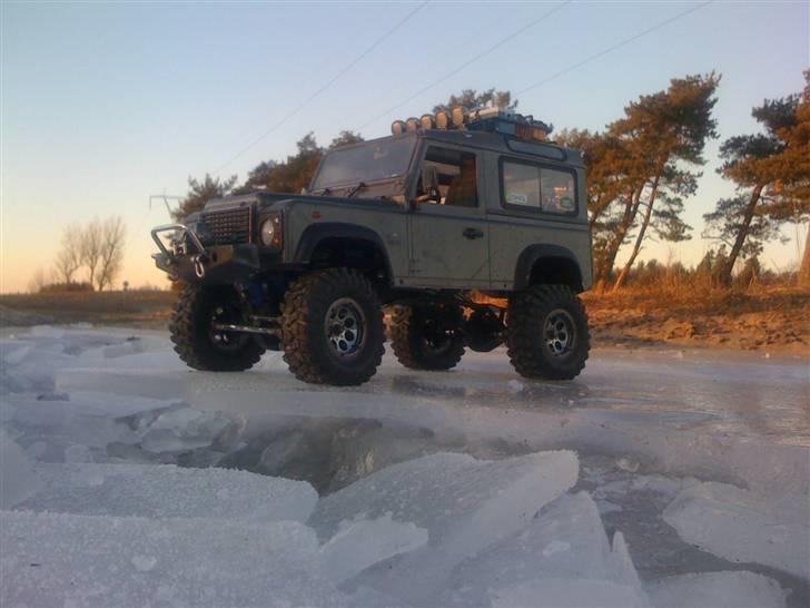 Bil Defender - Axial SCX10 billede 15