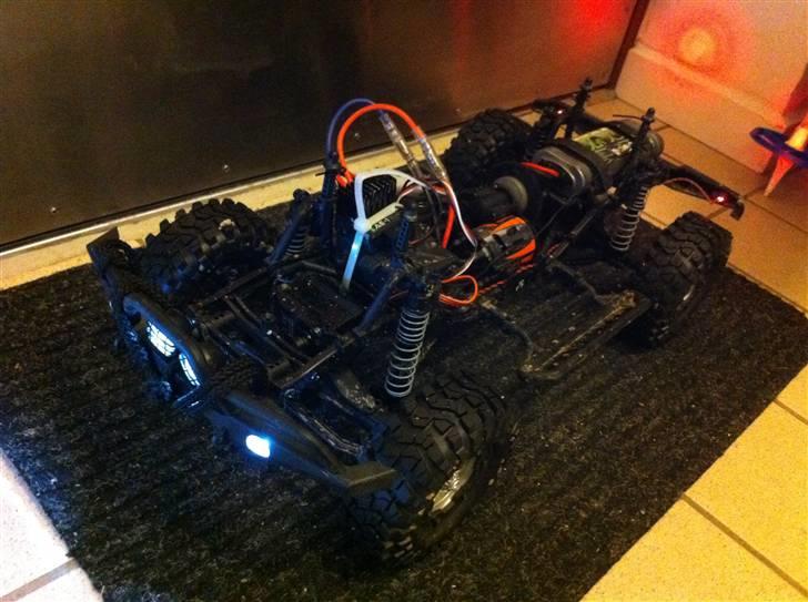 Off-Roader Axial SCX 10 TR billede 12