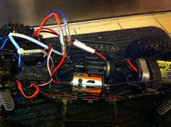 Off-Roader Axial SCX 10 TR billede 14