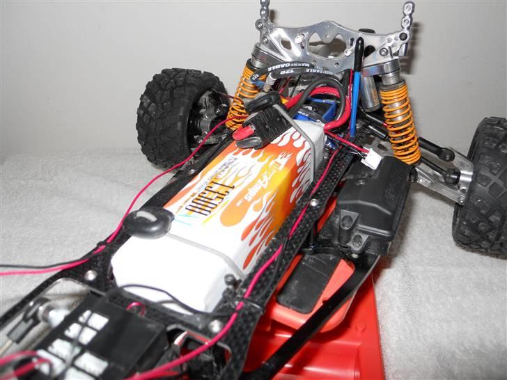 Off-Roader traxxas  rustler vxl - nye fjeder fra integy 18 lbs de hårdeste jeg kunne finde.. pga den extra vægt af alu.. billede 10