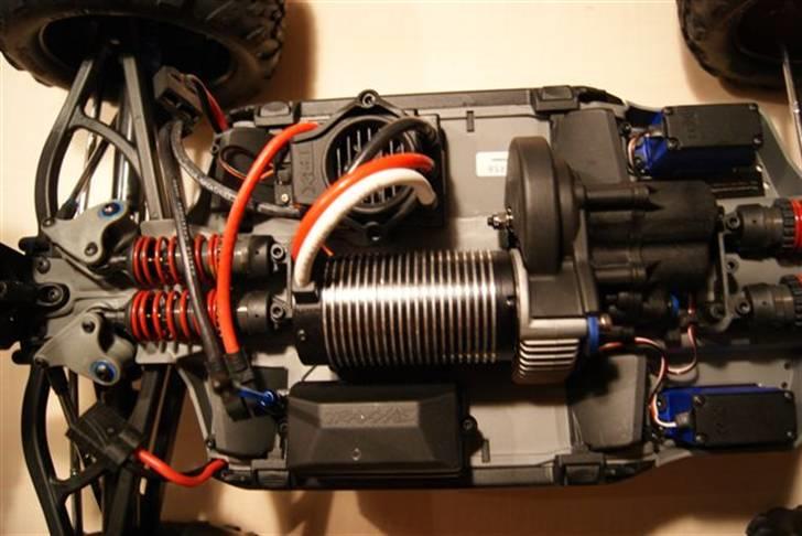 Off-Roader E-Revo Brushless Edition  billede 17