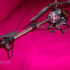 Helikopter sort dobbelt rotor  SOLGT