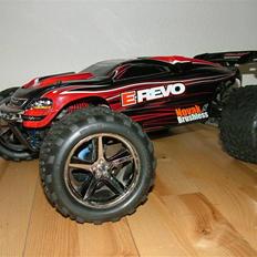Off-Roader Traxxas E-revo brushless