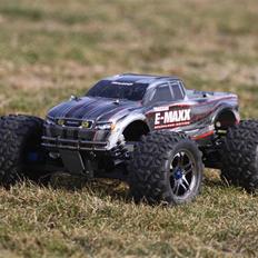 Bil E-Maxx brushless edition