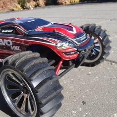Bil Traxxas E-revo VXL