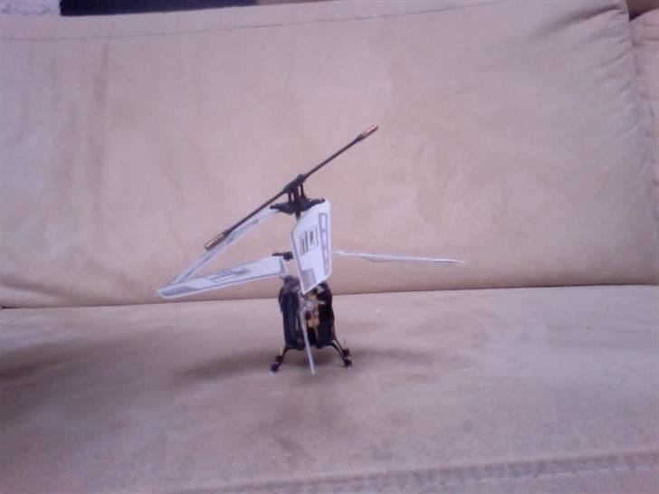 Helikopter 3 kanals phoenix med gyro billede 8