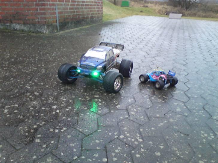 Bil Traxxas E-revo BRUSHLESS!  billede 18