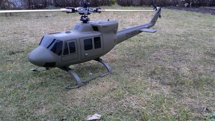 Helikopter Graupner BELL 212 billede 1