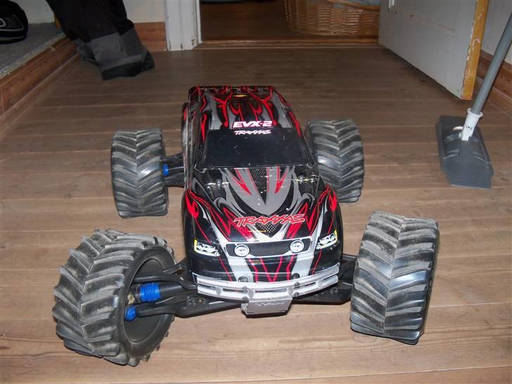 Off-Roader Traxxas E-Maxx 4 WD billede 11
