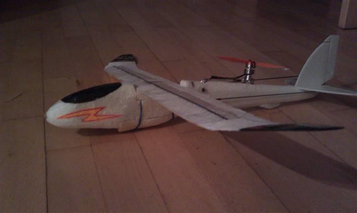 Fly hjemmelavet el-svæver!  billede 3