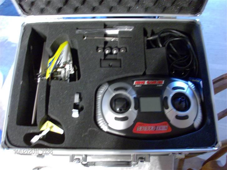 Helikopter Nine Eagles solo pro ll SOLGT billede 2