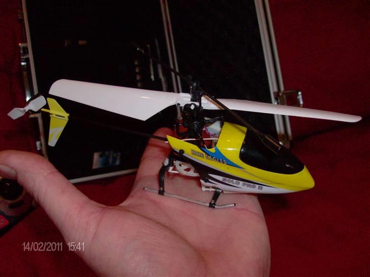 Helikopter Nine Eagles solo pro ll SOLGT billede 3