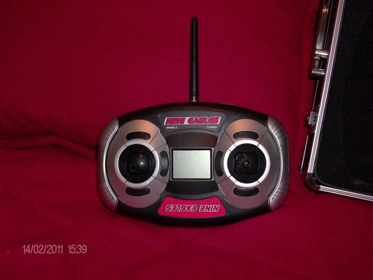 Helikopter Nine Eagles solo pro ll SOLGT billede 10