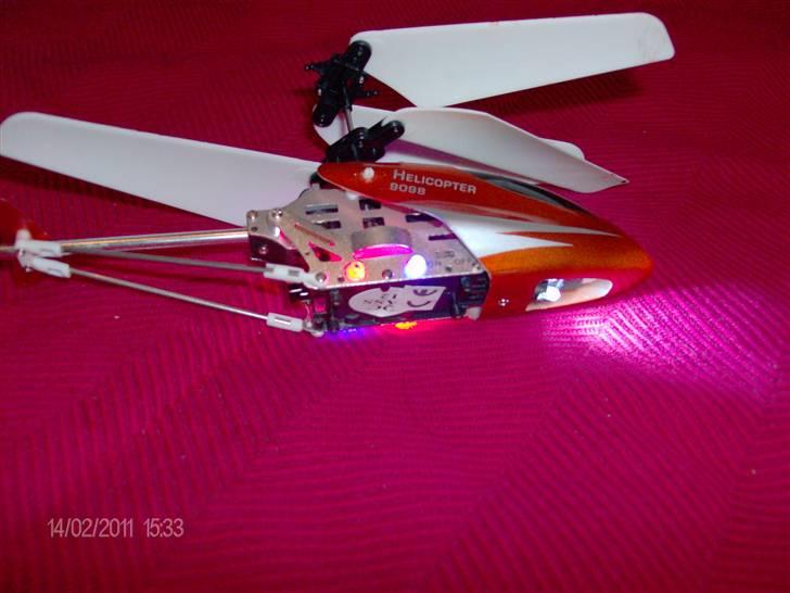 Helikopter 9098 SOLGT billede 2