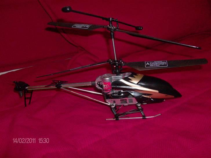 Helikopter sort dobbelt rotor  SOLGT billede 1