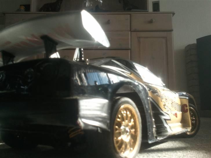 Bil hbx skyline  billede 2