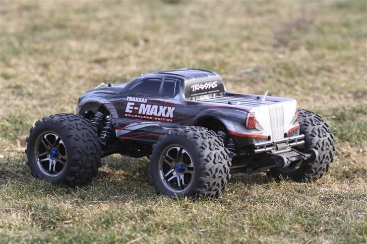 Bil E-Maxx brushless edition billede 2