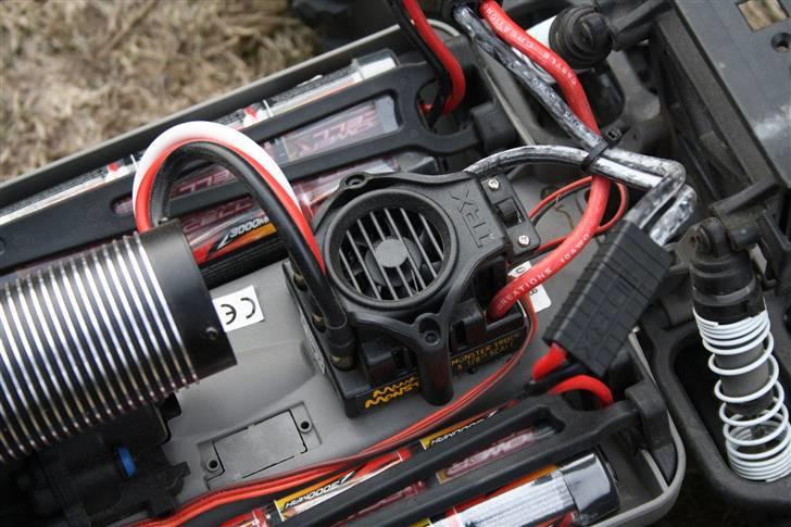 Bil E-Maxx brushless edition billede 12