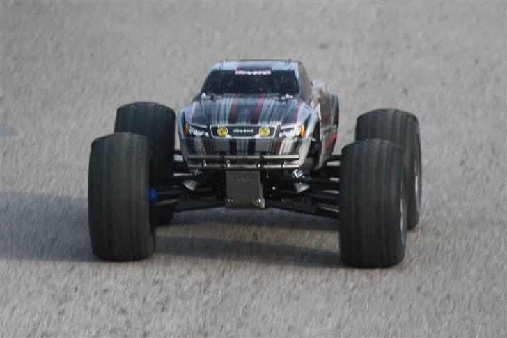 Bil E-Maxx brushless edition billede 17