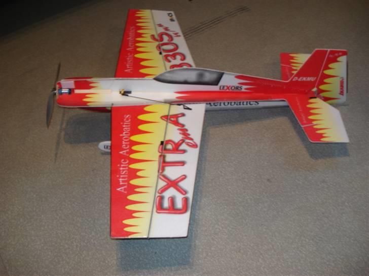 Fly artistic aerobatics 330S  (solgt) billede 3
