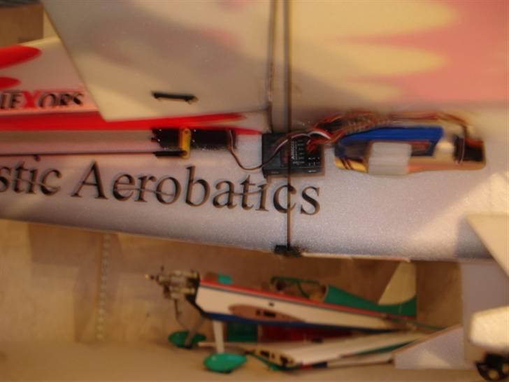 Fly artistic aerobatics 330S  (solgt) billede 10
