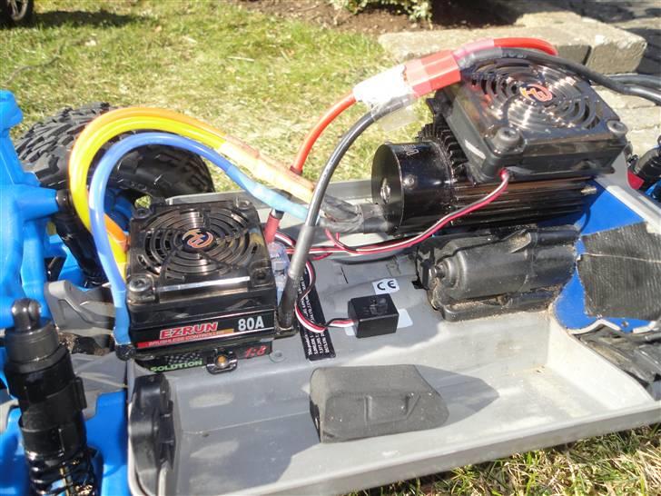 Off-Roader E-maxx (brushless) billede 7
