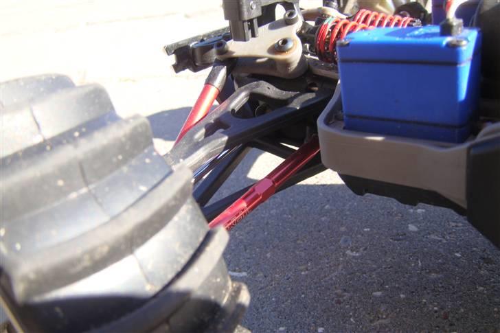 Bil Traxxas E-revo VXL billede 4