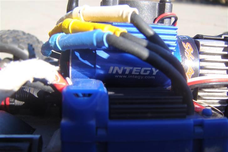 Bil Traxxas E-revo VXL billede 12