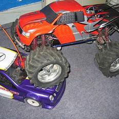 Off-Roader Traxxas T-Maxx (SOLGT)