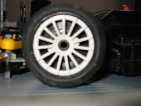 Bil xsara *TIL SALG* !    - den ene af fælgene! billede 7