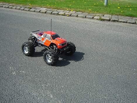 Off-Roader HPI savage 25 rtr - Her er så min bil billede 1