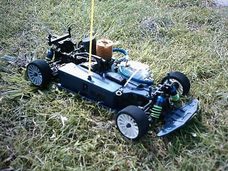 Bil Kyosho-Alfa GTA-*solgt*  - Undervogn  billede 13