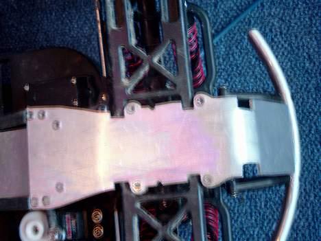 Truck E-maxx Brushless - foreste skidplate (hjemmelvet) billede 11