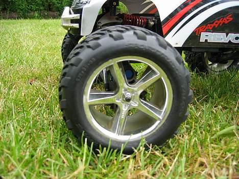 Off-Roader Traxxas REVO - SOLGT billede 3