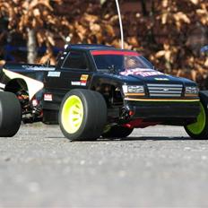 Bil Tamiya Stadium Thunder