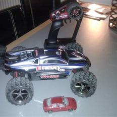 Off-Roader Traxxas E-Revo VXL 1:16