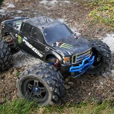 Off-Roader E-Maxx Brushless Edition 