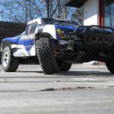 Off-Roader Slash 2WD