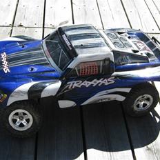 Off-Roader Slash 2WD