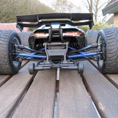 Off-Roader traxxas e-revo vxl