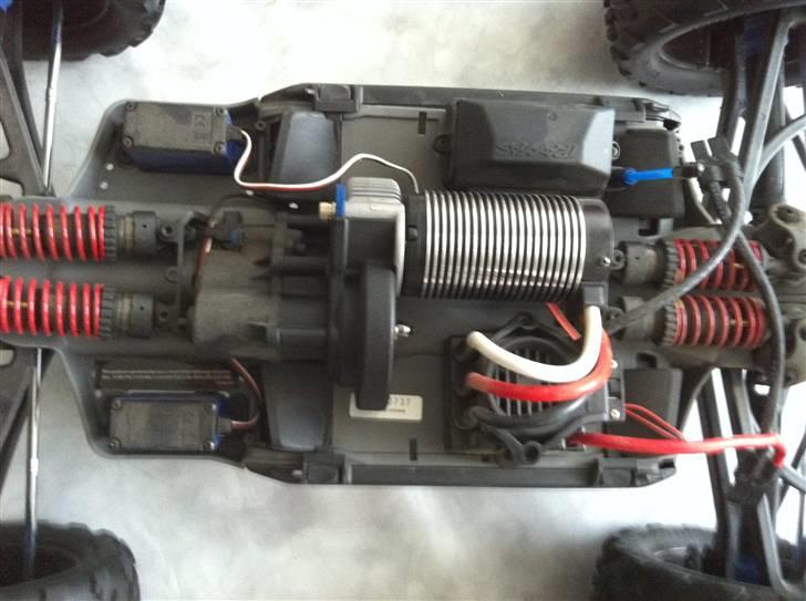 Bil E-Revo *Brushless* Byttet billede 2