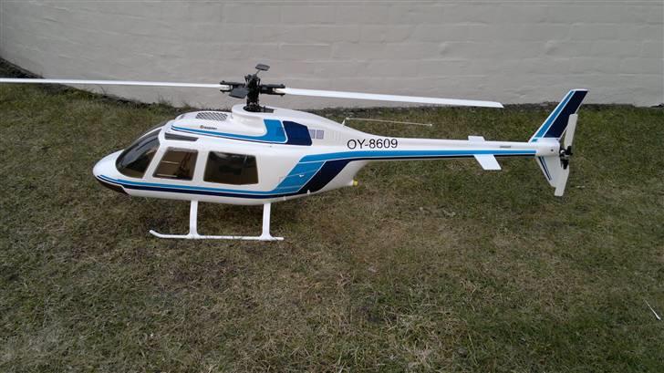 Helikopter Graupner Star Ranger - så er den malet :) billede 9