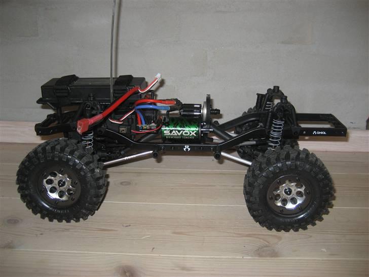 Off-Roader SCX10/Land Rover (ombygget) - aksel afstanden er forkortet ca 37mm  billede 2